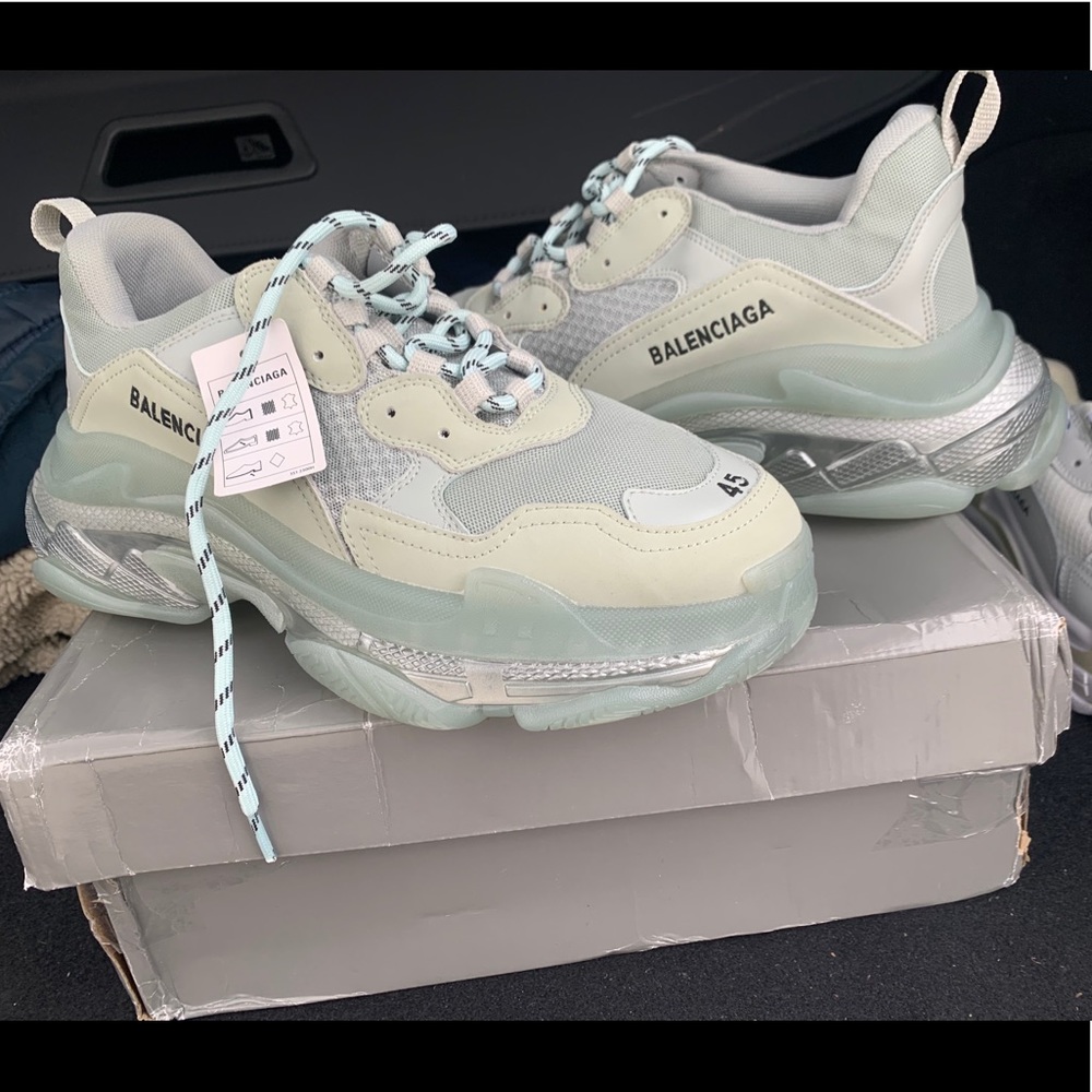 Balenciaga  Triple Green